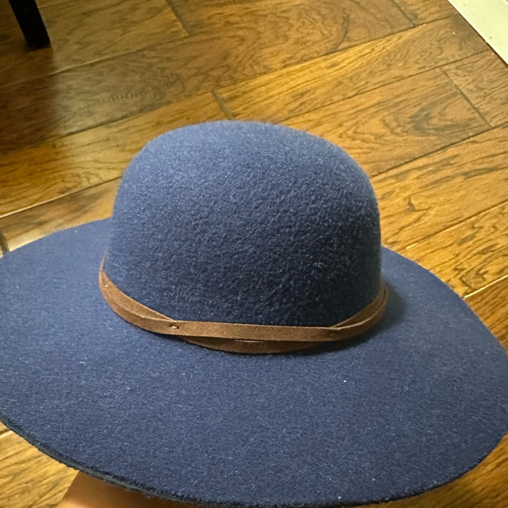 Toddler Janie & Jack hat. - Picture 2 of 4
